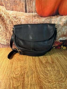 Vintage Coach Black Leather Saddle Bag Crossbody